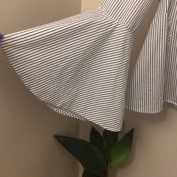 Lord & Taylor Bell-Sleeve Top - Picture 3 of 7